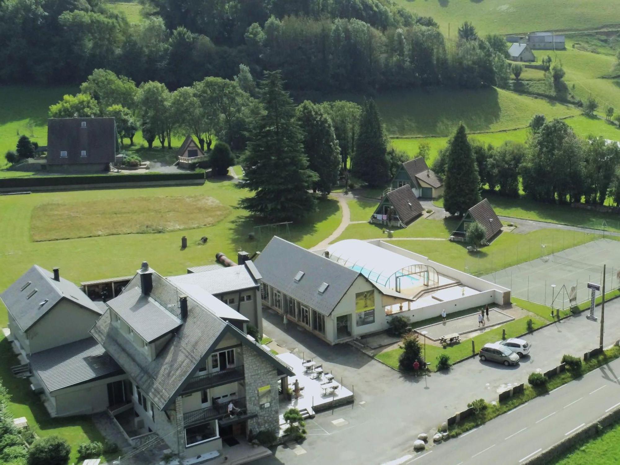 Hotel Le Chalet Sainte-Marie-de-Campan Zewnętrze zdjęcie
